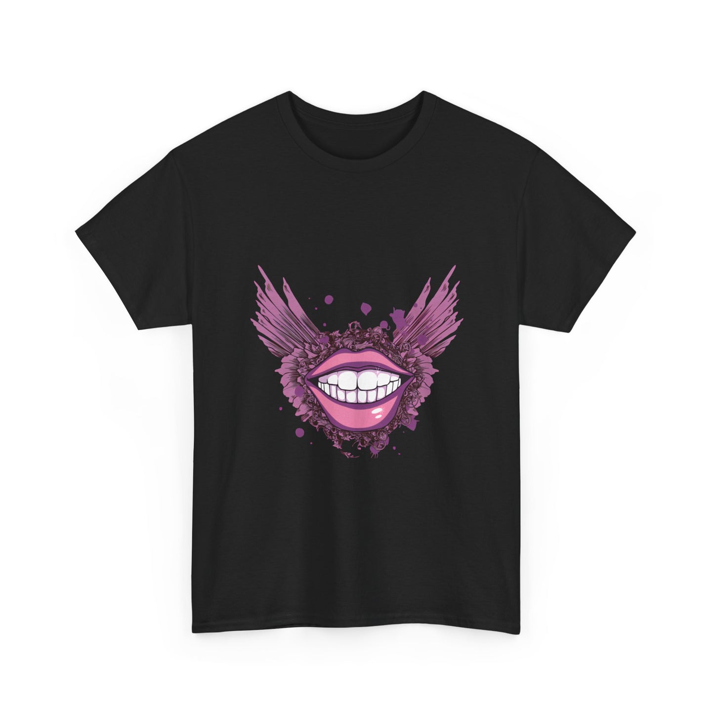 Smiling Lips Tee – Add a Touch of Playful Charm to Your Wardrobe!